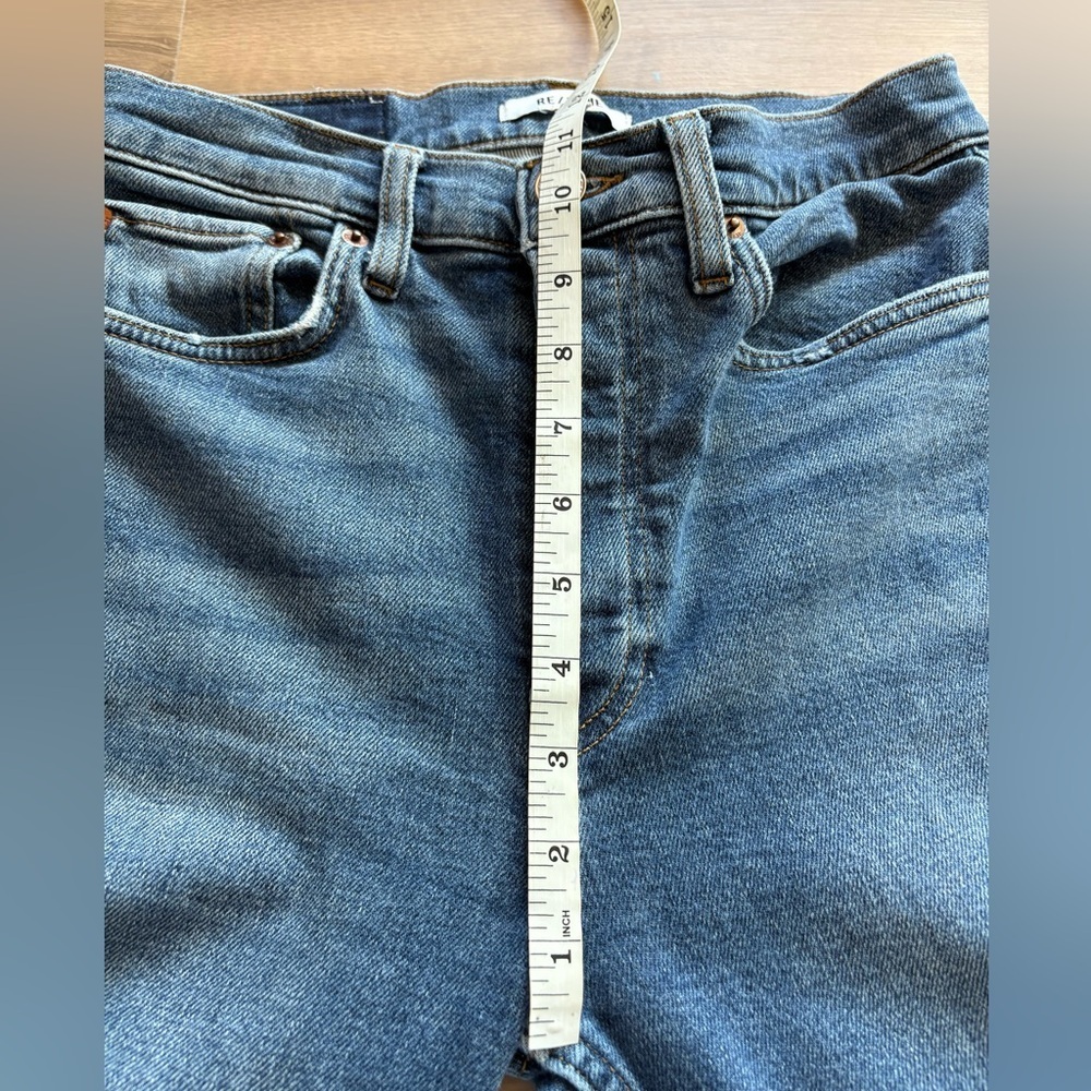 Re/Done Distressed Straight Leg Jean in Medium Wash- size 28 - Picture 8 of 9